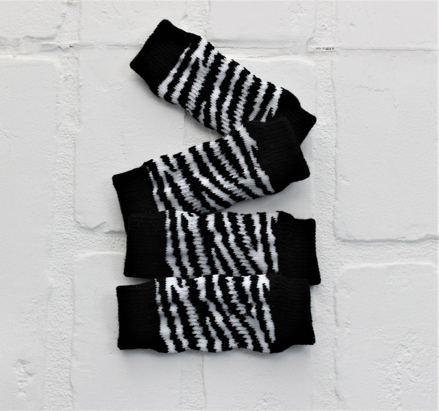 Dog Sock for Pet Leopard Print, Dog Leg Warmer for Cold Weather Sock for Pet Sock Custom Dog Sock to keep warm, Dog Slipper Cheetah Spots